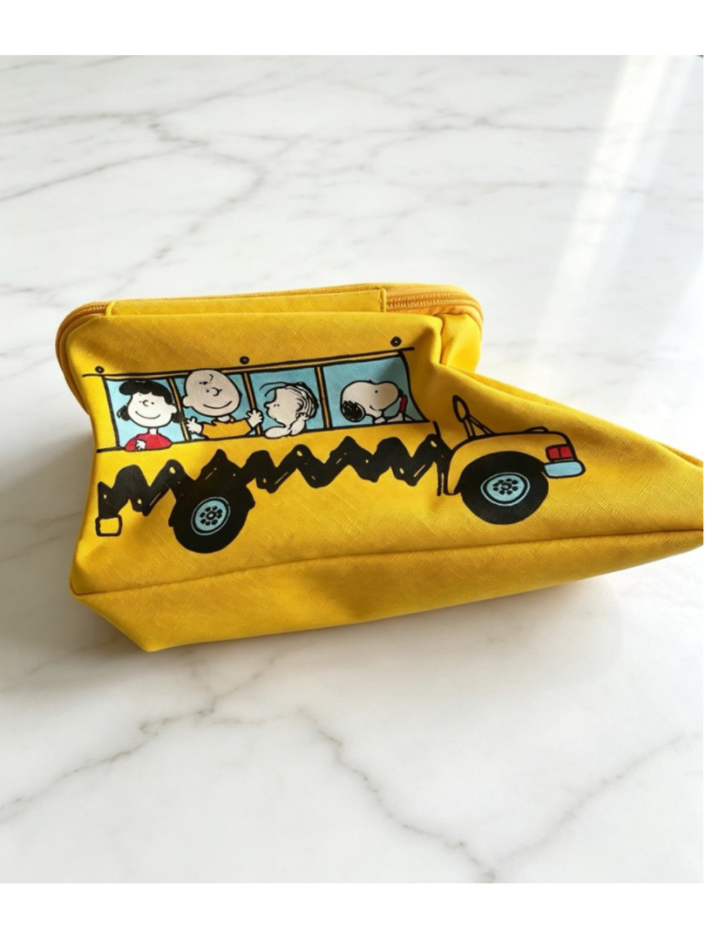 Snoopy School Bus Bag Peanuts Novelty Crossbody Purse New - Picture 2 of 4